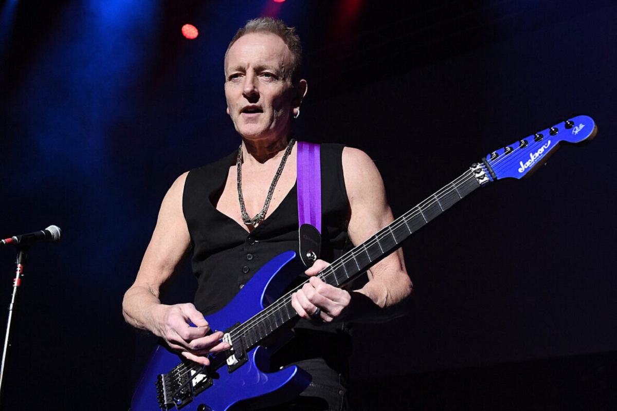 Phill-collen-interview-relève-Def-Leppard