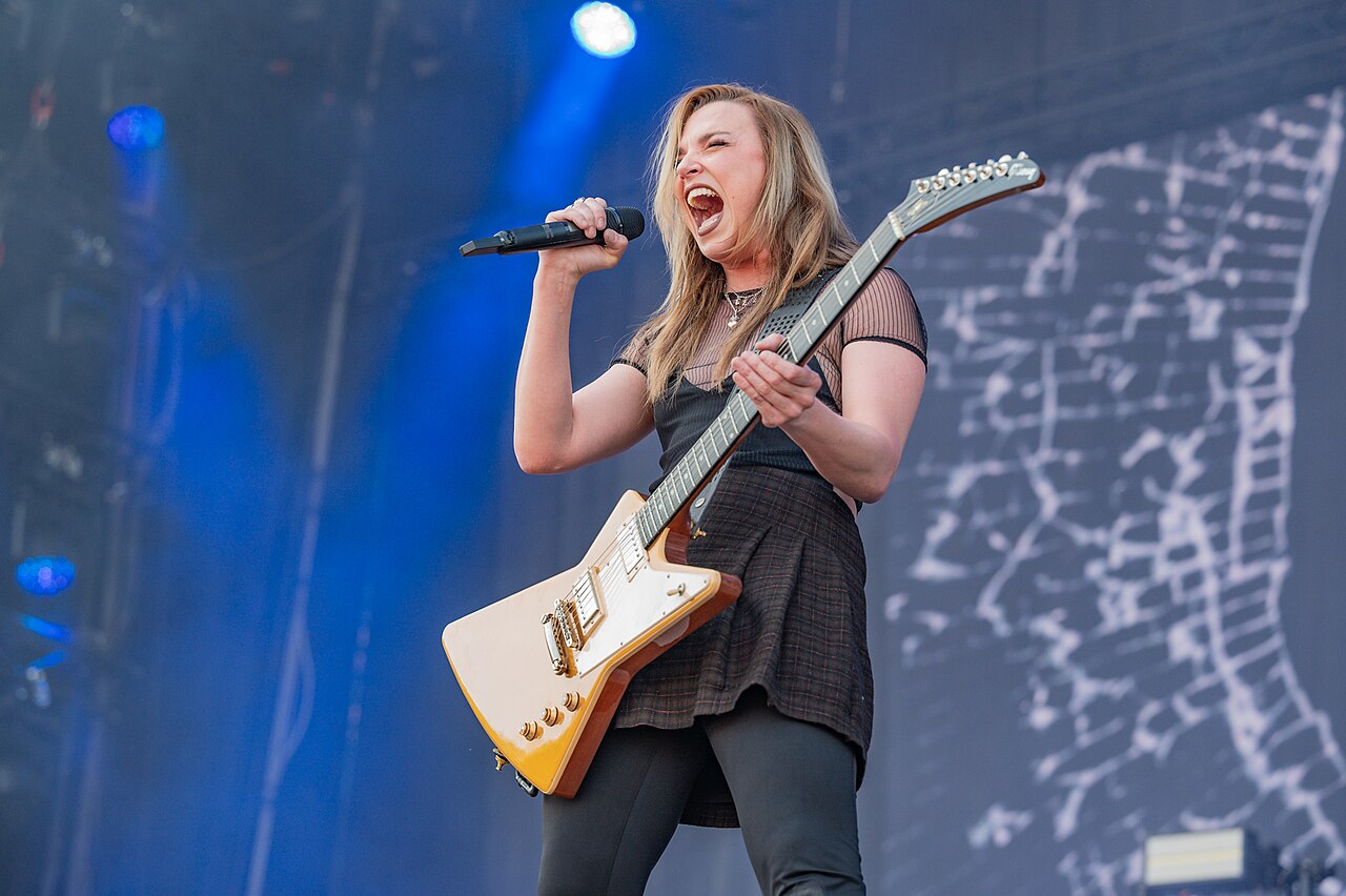 Lzzy Hale