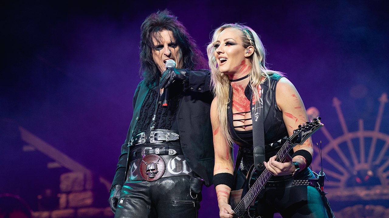 Nita Strauss & Alice Cooper