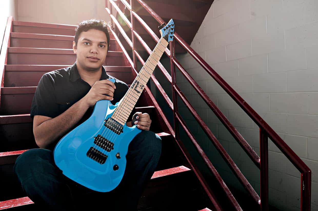 Misha Mansoor Periphery